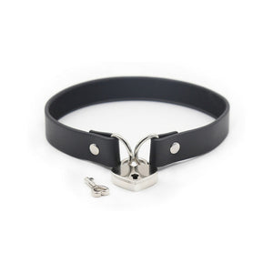 Ple'sur PVC Collar With Heart Lock & Key- Black