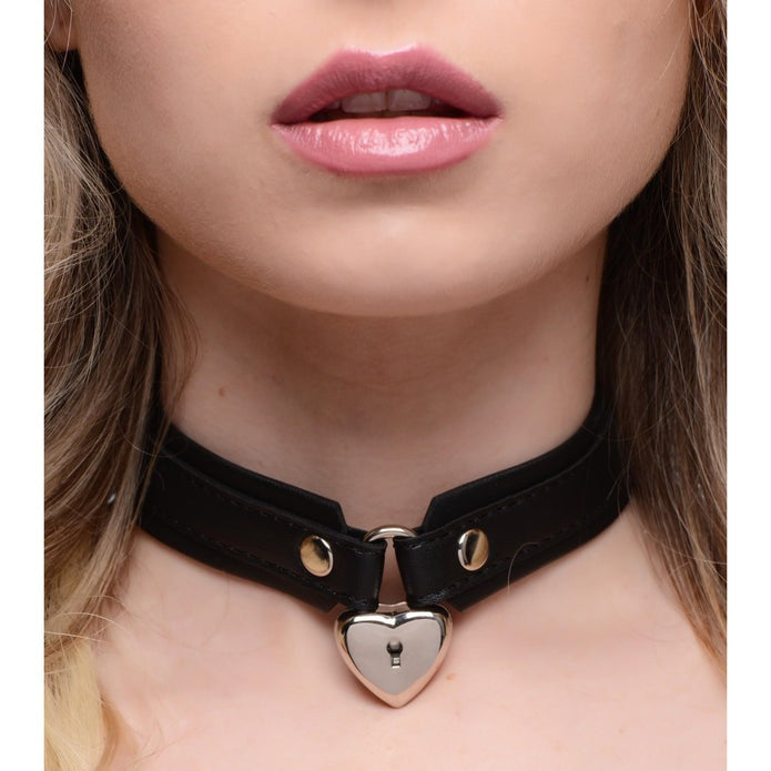 Strict Leather Locking Heart Collar